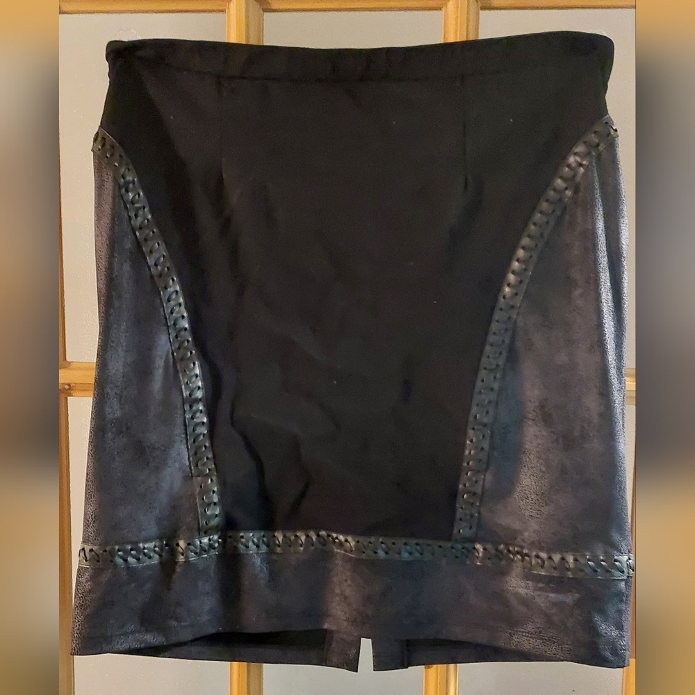 Short skirt